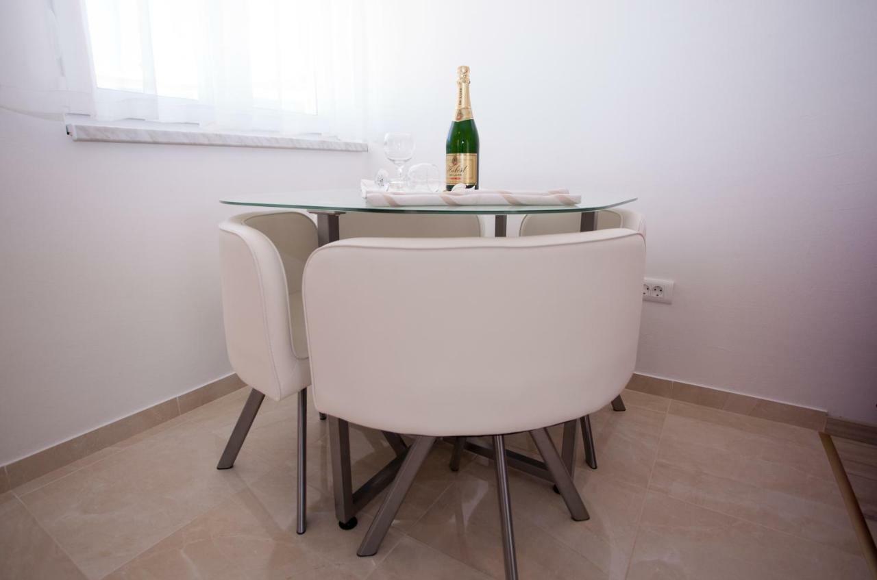 Apartments Mia 4&5 Baška Voda Εξωτερικό φωτογραφία